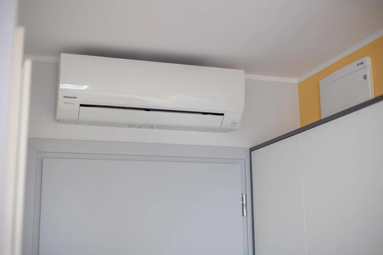 Ae Hostel Nowy Swiat Варшава 0*,  Польша