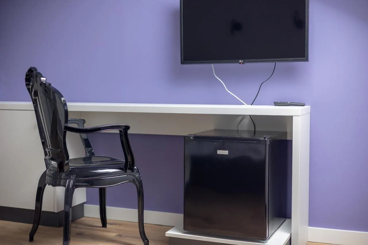 Ae Hostel Nowy Swiat Варшава