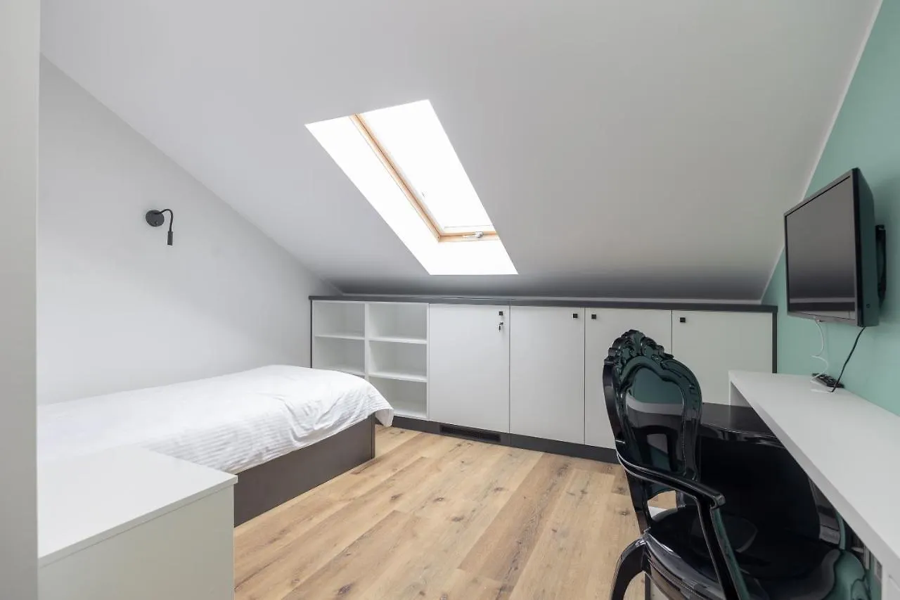 Ae Hostel Nowy Swiat Варшава 0*,
