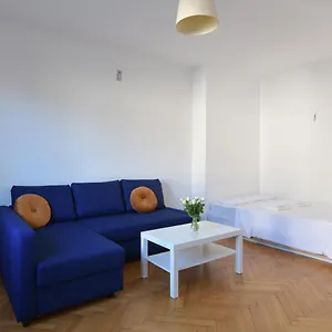 Wilcza 3 - Dla 4 Osob - 260m Do Ambasady - Duzy Balkon Od Strony Dziedzinca - Wifi - Good Варшава